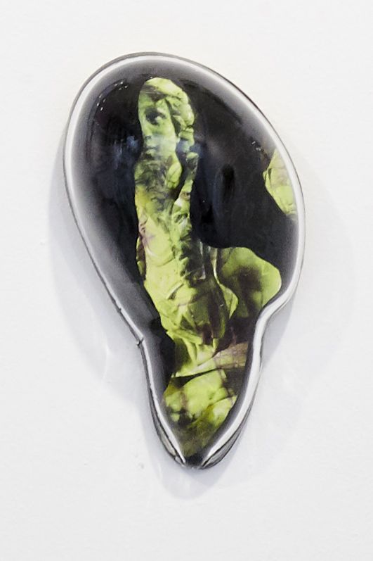 alicia-zaton-avec-l.coullard-alliage-2-serie-de-8-collage-bitume-verre-souffle-23x12cm-2019-b6eb99c94231dfa51ee374371fbf6321
