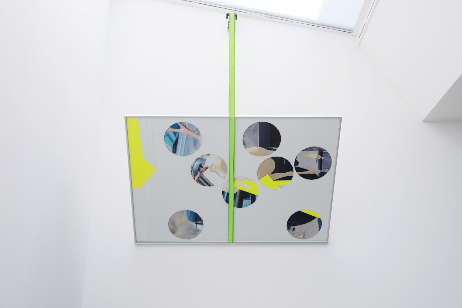 benoit-gehanne-pour-la-cheminee-2013-collage-et-sangle-150x100cm-a45943e2fe248ec67cbc59c088e17479