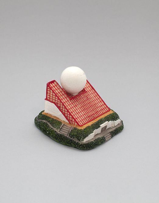 leonnieyoung_paysage-2-objets-souvenirs-du-futuroscope-s-rie-futuroscopes-2e581b3af01ddb14eb6a38783aa1bc64